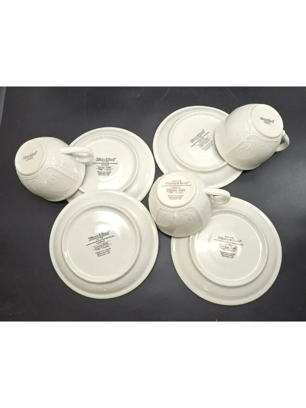 Villeroy & Boch Cortina 2000 Cream Porcelain Cups & Saucers Set DH3001